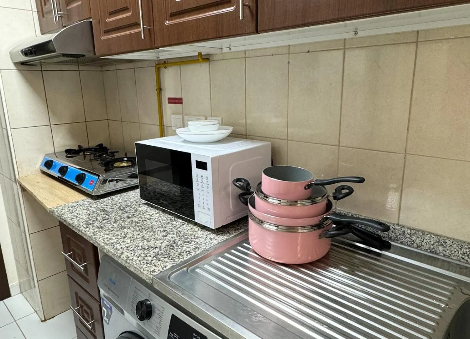 Rkshome Studio Apartment Baniyas Metro Exit 2 Dubai United Arab Emirates