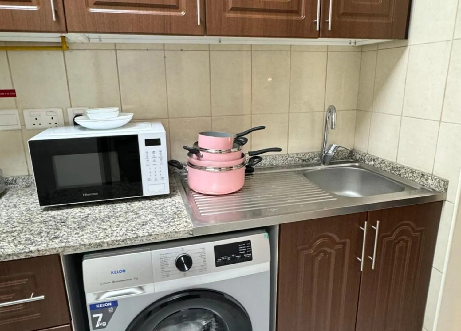 דובאי Rkshome Studio Apartment Baniyas Metro Exit 2 איחוד האמירויות הערביות